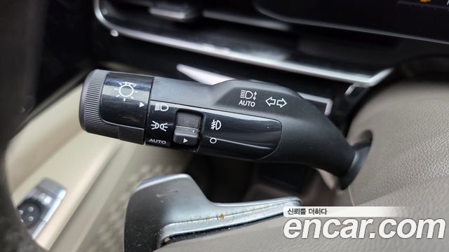 Kia Carnival (IV) HEV 7seater Signature 2025 — фото 32