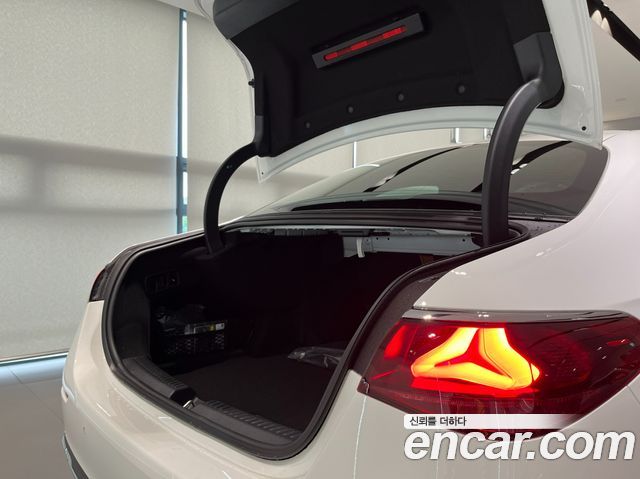 Mercedes-Benz E-Class (W214) E200 Avantgarde 2026 — фото 15