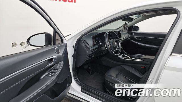 Hyundai Sonata (DN8) 2.0 LPG(rental car) Style 2022 — фото 10