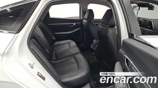 Hyundai Sonata (DN8) 2.0 LPG(rental car) Style 2022 — фото 16