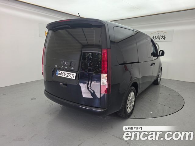 Hyundai Staria L3.5 Cargo 5-Seater Modern 2025 — фото 2