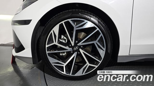 Hyundai Ioniq 6 Long Range Exclusive + 2025 — фото 5