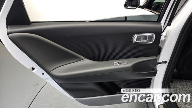 Hyundai Ioniq 6 Long Range Exclusive + 2025 — фото 25