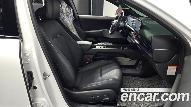 Hyundai Ioniq 6 Long Range Exclusive + 2025 — фото 26