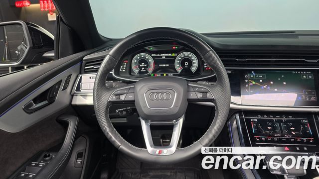 Audi Q8 (4M) 55 TFSI Quattro Premium 2022 — фото 12