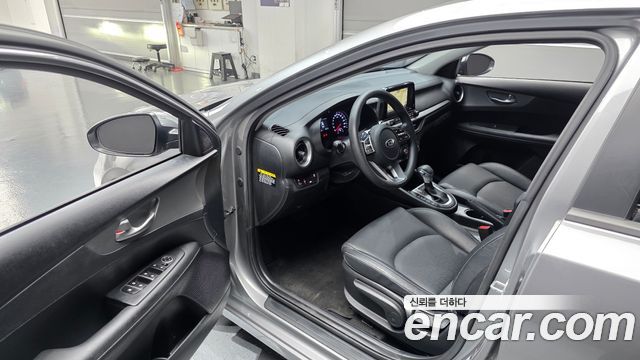 Kia K3 Trendy 2020 — фото 10