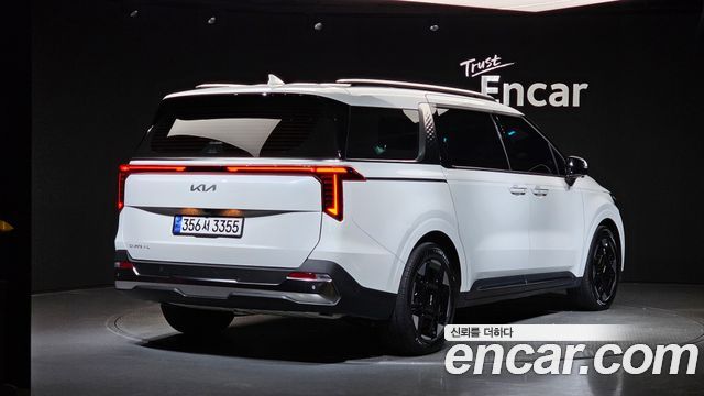 Kia Carnival (IV) Diesel 7-Seater Noblesse 2025 — фото 2