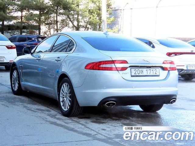 Jaguar XF 2.0 Luxury X250 2013 — фото 3
