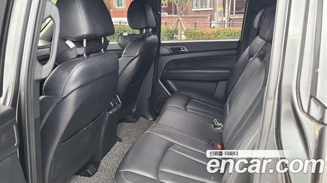 KG Mobility (SsangYong) Rexton Sports Khan Diesel 2.2 4WD Prestige 2021 — фото 16