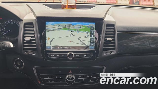 KG Mobility (SsangYong) Rexton Sports Khan Diesel 2.2 4WD Prestige 2021 — фото 17