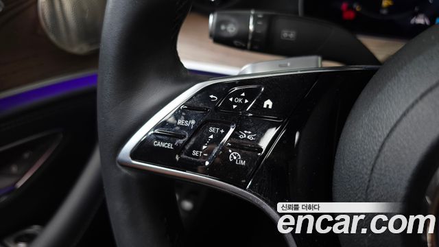 Mercedes-Benz E-Class (W213) E300e 4MATIC Exclusive 2023 — фото 17