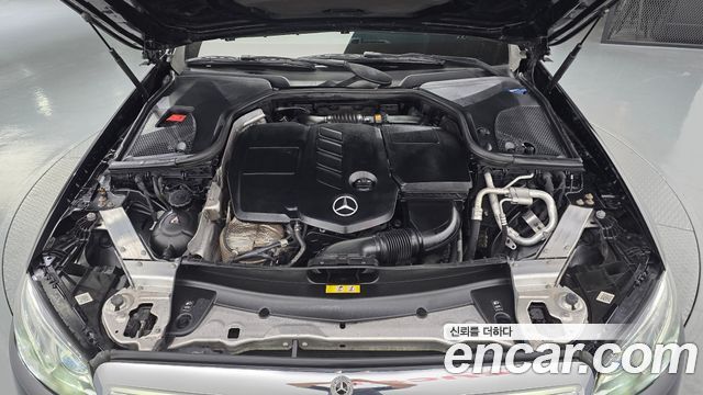 Mercedes-Benz E-Class (W213) E220d 4MATIC Exclusive 2019 — фото 6