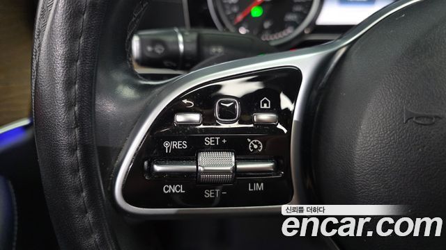 Mercedes-Benz E-Class (W213) E220d 4MATIC Exclusive 2019 — фото 17