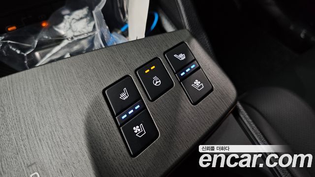 Kia Sportage (V) Gasoline 1.6 Turbo 2WD Signature 2026 — фото 28