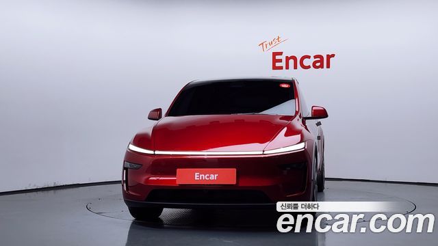 Tesla Model Y Long Range AWD 2025 — фото 3