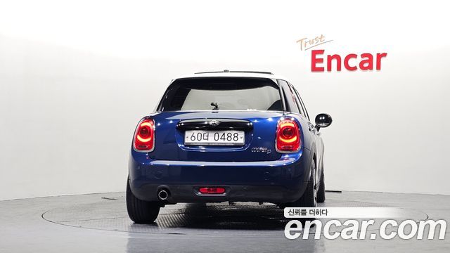MINI Cooper D 5Door Mid 3rd 2016 — фото 4