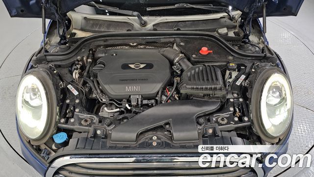 MINI Cooper D 5Door Mid 3rd 2016 — фото 6