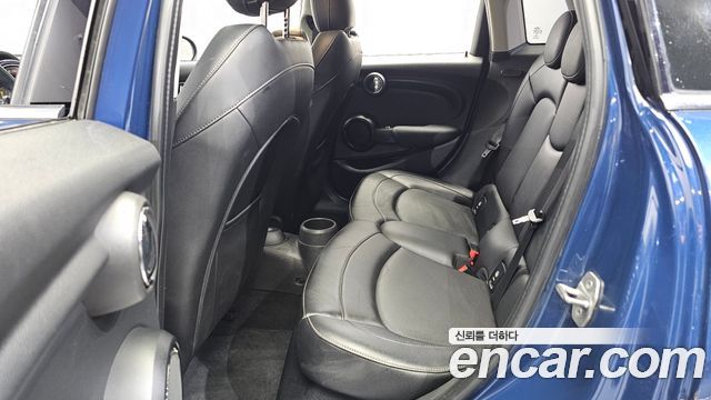 MINI Cooper D 5Door Mid 3rd 2016 — фото 11