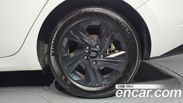 Hyundai Avante (CN7) 1.6 Inspiration 2023 — фото 21