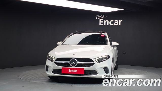 Mercedes-Benz A-Class (W177) A220 Sedan 2020 — фото 3