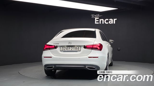 Mercedes-Benz A-Class (W177) A220 Sedan 2020 — фото 4