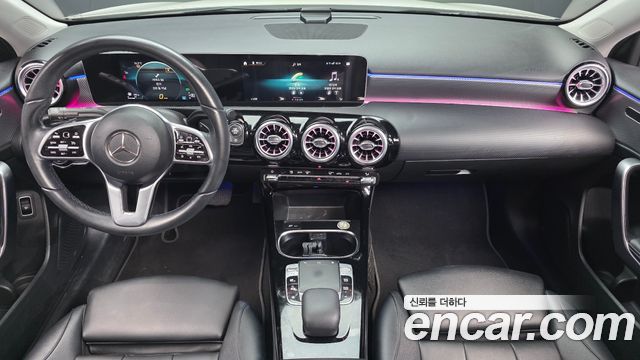 Mercedes-Benz A-Class (W177) A220 Sedan 2020 — фото 7