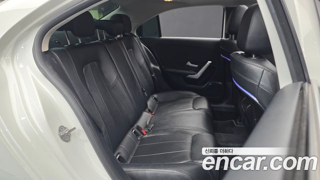 Mercedes-Benz A-Class (W177) A220 Sedan 2020 — фото 12