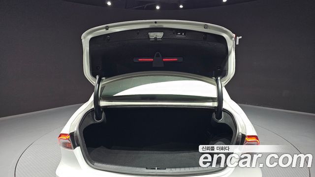 Hyundai Grandeur Hybrid (IG) Le Blanc 2023 — фото 20