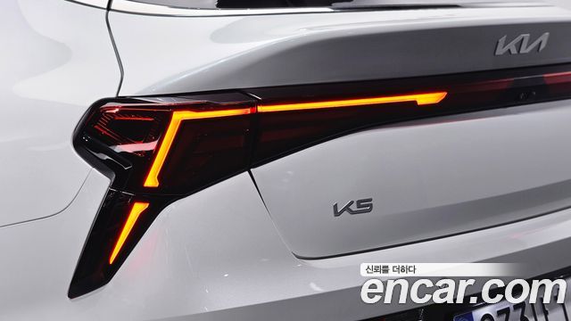 Kia K5 Hybrid (III) Signature 2024 — фото 23