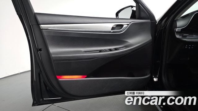Hyundai Grandeur (IG) 2.5 Premium 2020 — фото 24