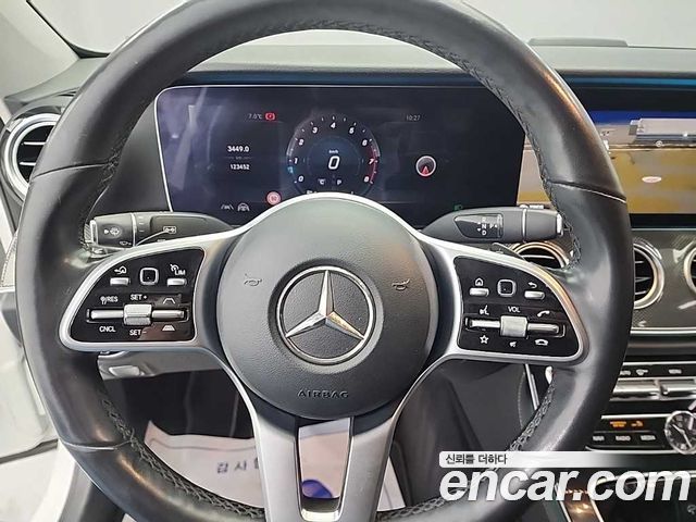 Mercedes-Benz E-Class (W213) E300 4MATIC AMG Line 2020 — фото 9