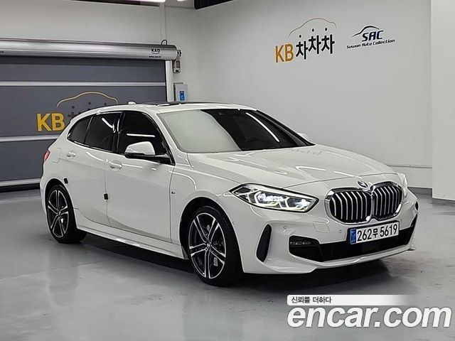 BMW 1 Series (F40) 120i M Sports 2023 — фото 2