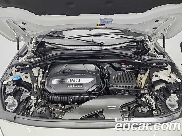 BMW 1 Series (F40) 120i M Sports 2023 — фото 6