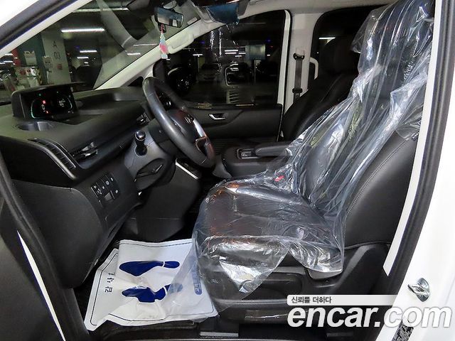 Hyundai Staria HEV 1.6 Tourer 11-Seater Modern 2025 — фото 10