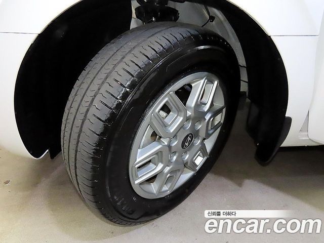 Hyundai Staria HEV 1.6 Tourer 11-Seater Modern 2025 — фото 23