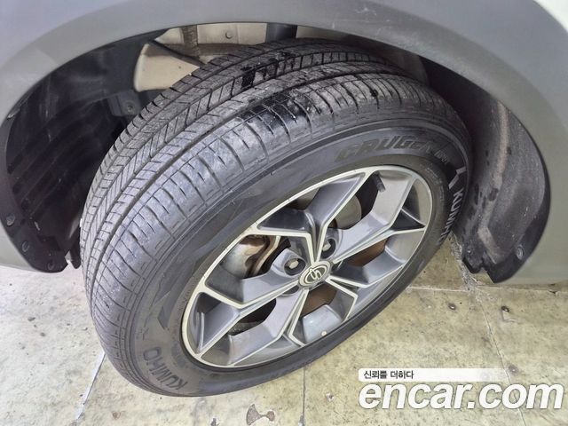 KG Mobility (SsangYong) Beautiful Korando Gasoline 1.5 2WD C5 2022 — фото 5