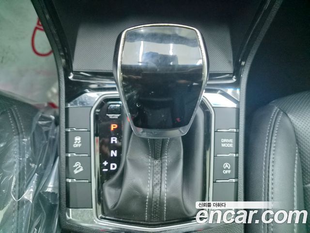 KG Mobility (SsangYong) Beautiful Korando Gasoline 1.5 2WD C5 2022 — фото 9