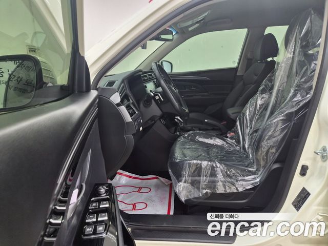 KG Mobility (SsangYong) Beautiful Korando Gasoline 1.5 2WD C5 2022 — фото 10