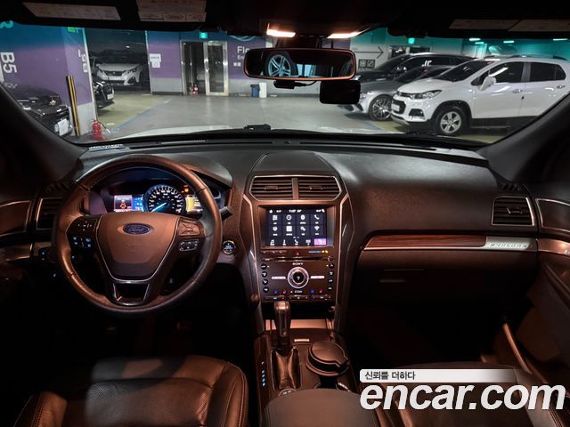 Ford Explorer 2.3 Limited 4WD 5th 2017 — фото 7