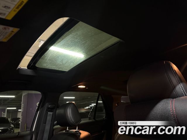 Ford Explorer 2.3 Limited 4WD 5th 2017 — фото 18