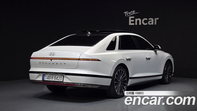 Hyundai Grandeur (GN7) 2,5 Gasoline 2WD Calligraphy 2026 — фото 2