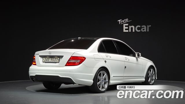 Mercedes-Benz C-Class (W204) C200 CGI Avantgarde Style Package 2013 — фото 2