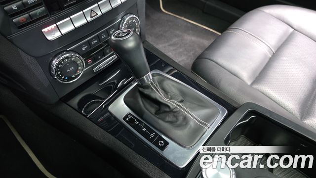Mercedes-Benz C-Class (W204) C200 CGI Avantgarde Style Package 2013 — фото 9