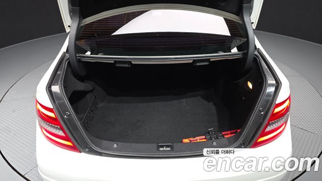 Mercedes-Benz C-Class (W204) C200 CGI Avantgarde Style Package 2013 — фото 20