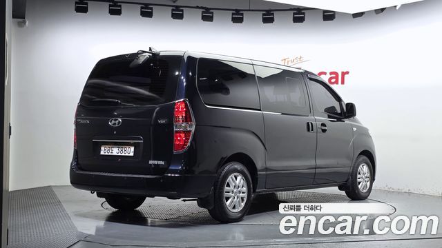 Hyundai Grand Starex Van 5-Seater Smart 2019 — фото 2