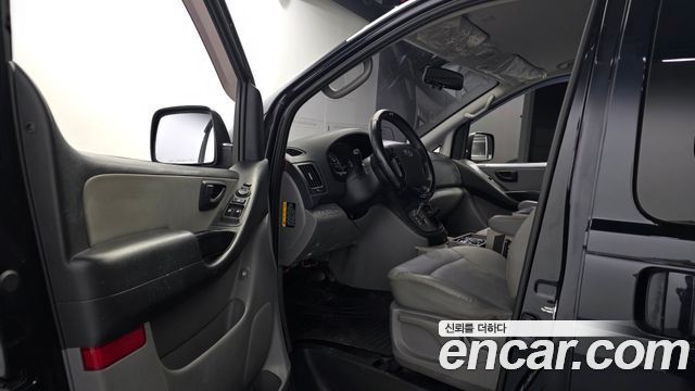 Hyundai Grand Starex Van 5-Seater Smart 2019 — фото 10