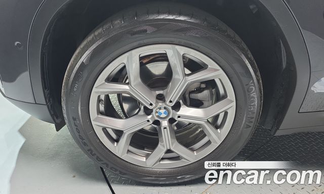BMW X4 (G02) xDrive20i xLine 2022 — фото 5