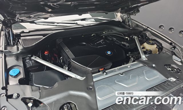 BMW X4 (G02) xDrive20i xLine 2022 — фото 6