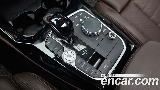 BMW X4 (G02) xDrive20i xLine 2022 — фото 9