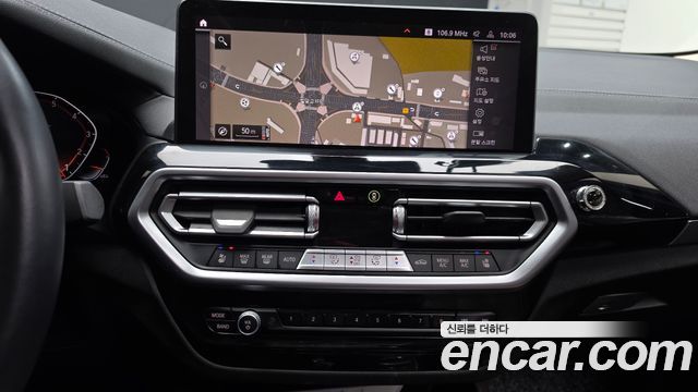 BMW X4 (G02) xDrive20i xLine 2022 — фото 13